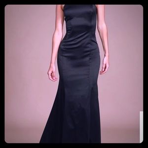 Lulu’s Black dress